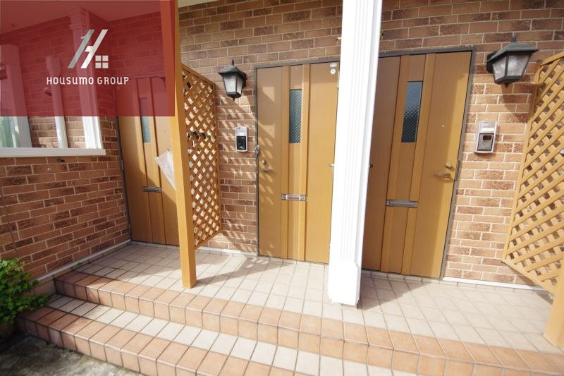 エントランス　清潔なエントランスです