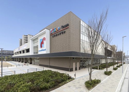 スーパー　万代 塚口店（スーパー）まで300m