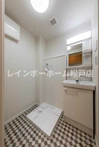 洗面設備　お料理しやすいキッチンです