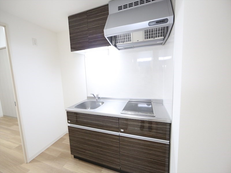 キッチン　システムキッチン（ＩＨ2口コンロ付）