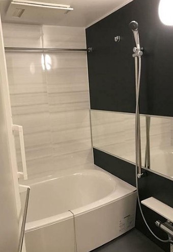 バス・シャワールーム　バス