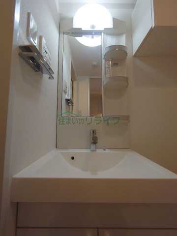 洗面設備　別部屋の参考写真です。