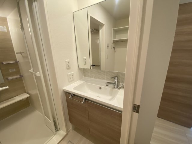 洗面設備　独立洗面化粧台付き☆