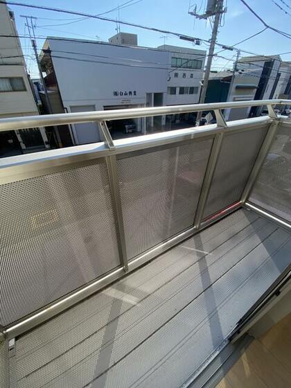 バルコニー　IIの写真です。