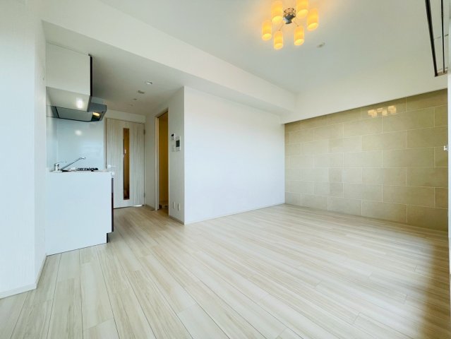 居室・リビング　同マンション別部屋　参考写真