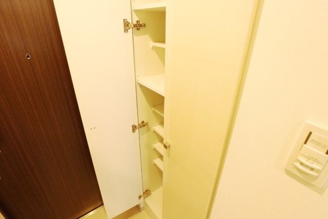 収納　★シューズボックス★