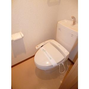 トイレ　清潔感のあるトイレです
