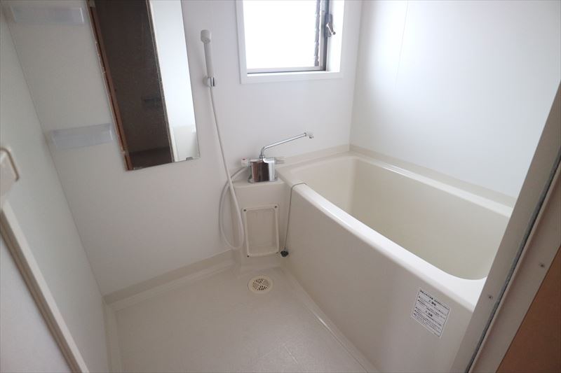 バス・シャワールーム　※写真は同物件の別部屋です