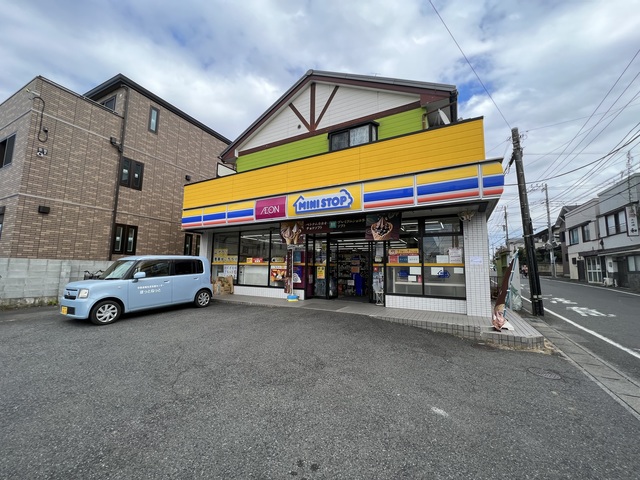 コンビニ　ミニストップ下矢切栄町店（コンビニ）まで1104m