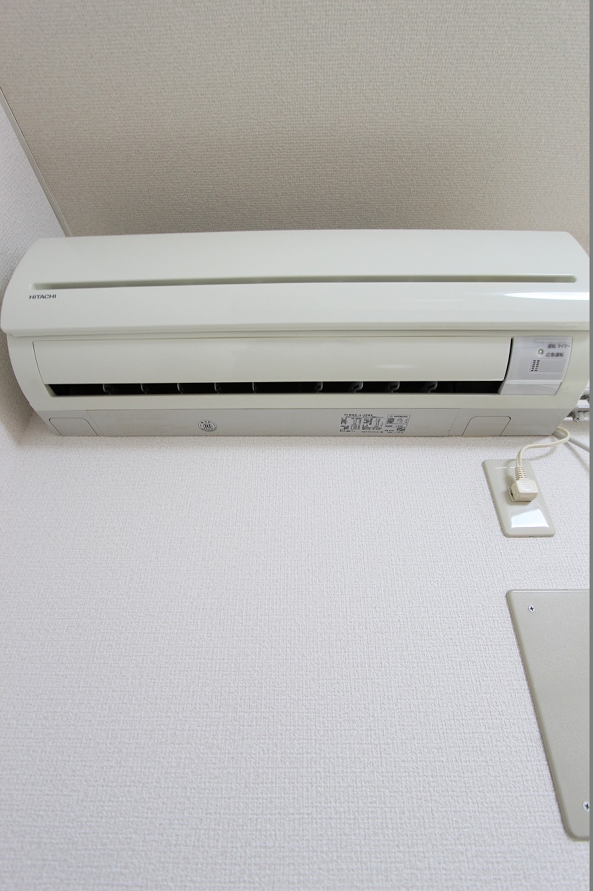 その他設備　新品エアコン×２台設置します♪※写真は前のエアコン