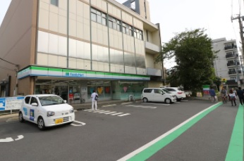 コンビニ　ファミリーマート世田谷瀬田四丁目店（コンビニ）まで430m