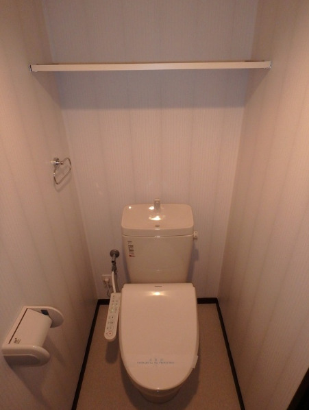 トイレ　ゆったりとした空間のトイレです