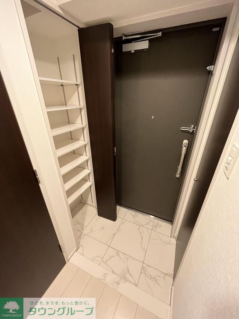 玄関　設備