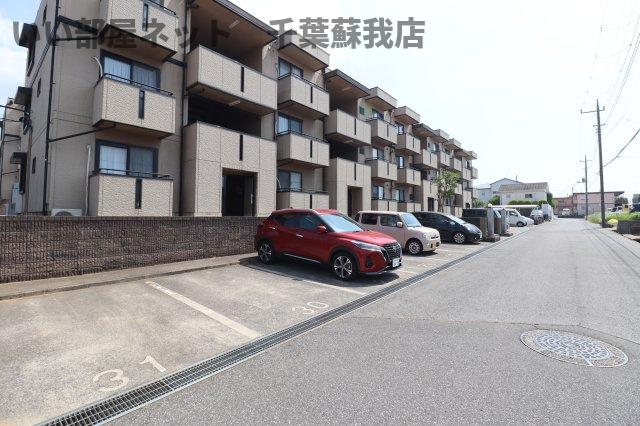 駐車場　駐車場があります
