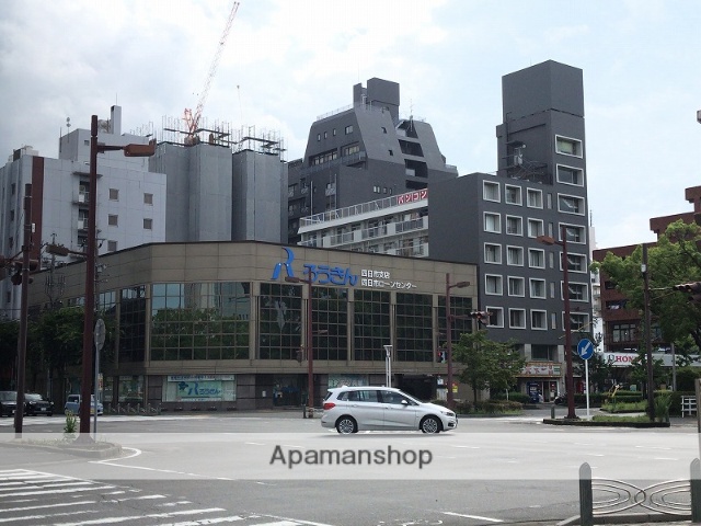 銀行　ろうきん　四日市支店（銀行）まで512m