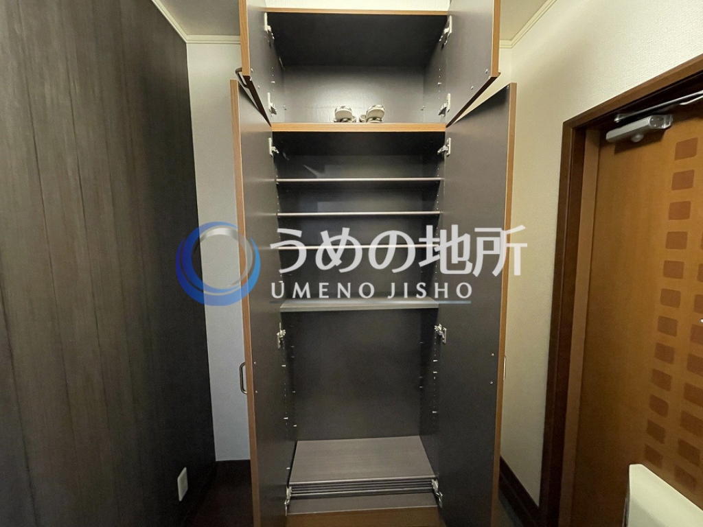 収納　靴箱