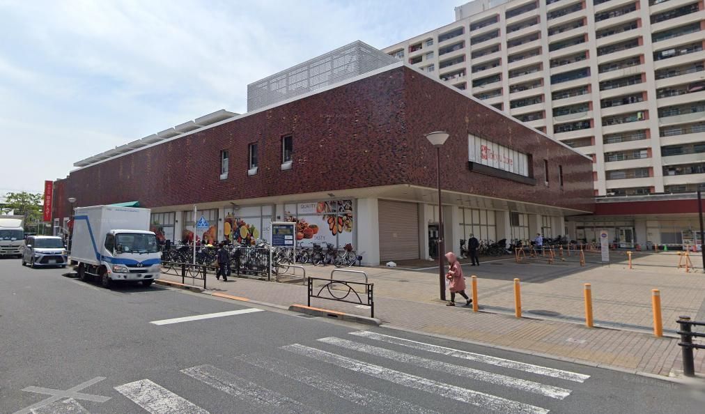 スーパー　東急ストア金町店（スーパー）まで820m