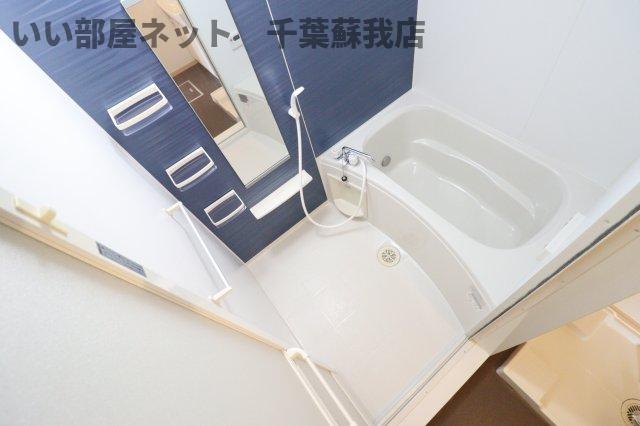 バス・シャワールーム　ゆったり過ごせるお風呂です