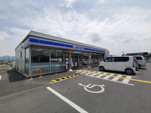 コンビニ　ローソン 富田林喜志新家町店（コンビニ）まで292m