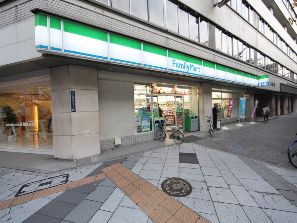 コンビニ　ファミリーマート 名駅五丁目店（コンビニ）まで229m