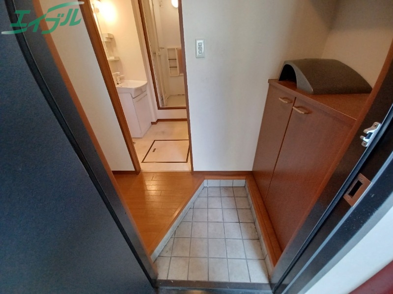 玄関　同型参考写真