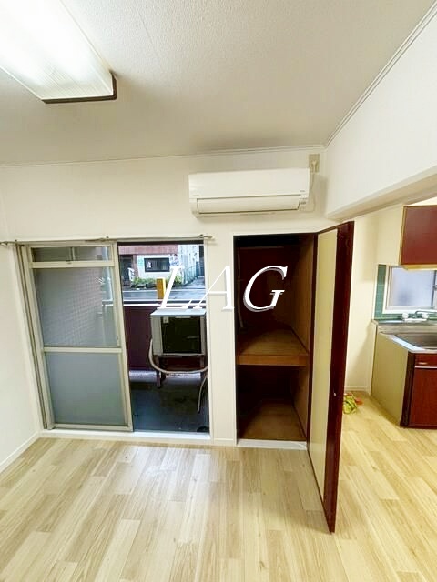 居室・リビング　洋室のお部屋です。
