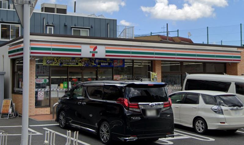 コンビニ　セブンイレブン 豊島巣鴨新田店（コンビニ）まで421m