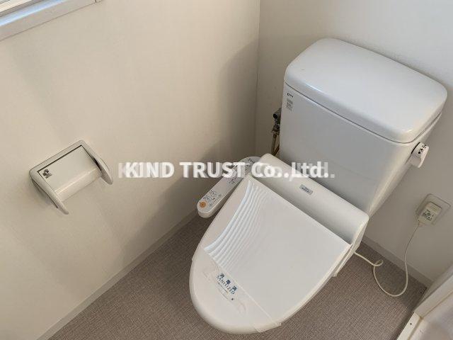トイレ　落ち着いたトイレです