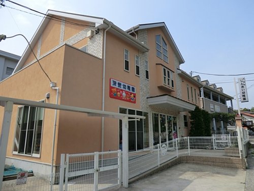 幼稚園・保育園　深愛幼稚園（幼稚園・保育園）まで127m