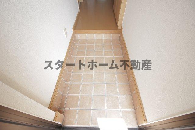 玄関　収納もある玄関です