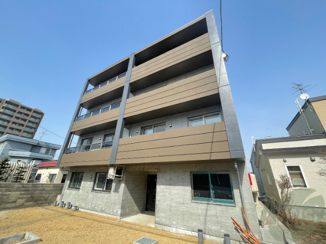 建物外観　札幌市西区西町北「プリヴィエール西町」