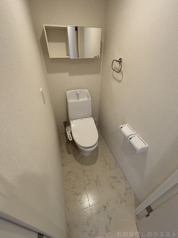 トイレ　（写真は同物件イメージ）