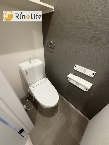 REGIES八尾駅前のトイレ写真