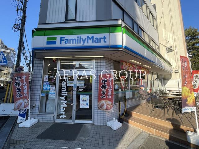 コンビニ　ファミリーマート 西千葉駅前店（コンビニ）まで49m