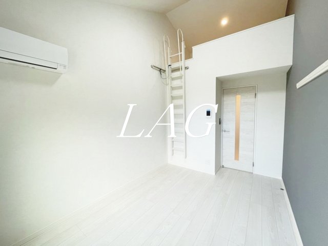 居室・リビング　洋室のお部屋です。
