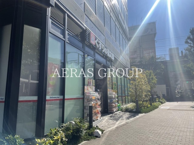 ドラックストア　くすりの福太郎大塚駅前店（ドラッグストア）まで3m