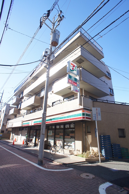 コンビニ　セブンイレブン（当物件１Ｆ）（コンビニ）まで83m