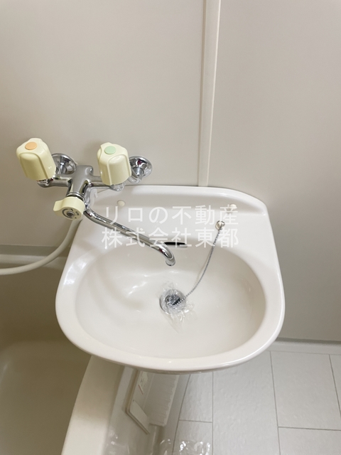 洗面設備　洗面ボウルと鏡もございます☆