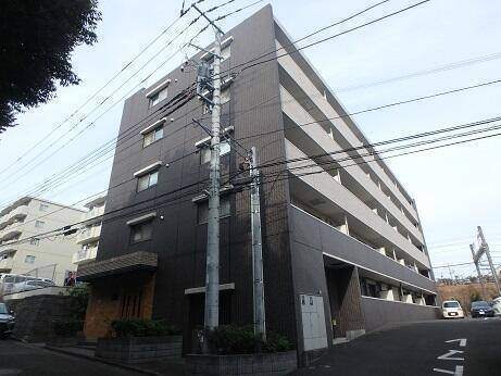 建物外観　オートロック完備