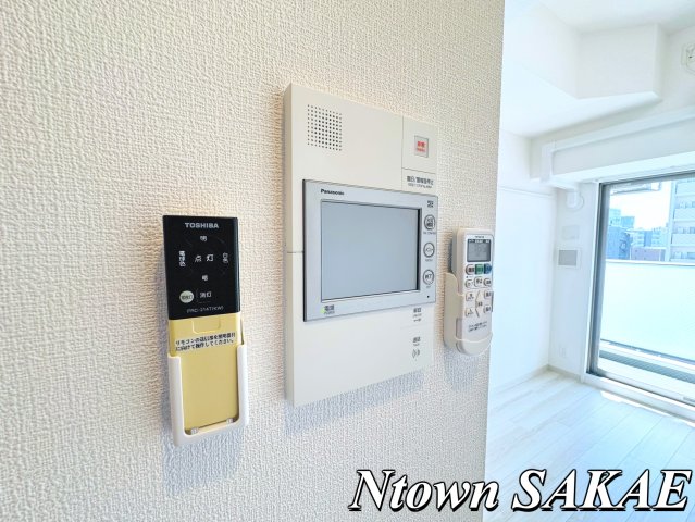 セキュリティ　モニター付きインターフォンです。