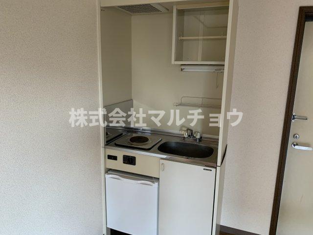 キッチン　コンパクトなキッチンで掃除もラクラク