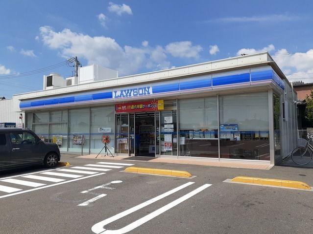 コンビニ　ローソン 岐阜東鶉店（コンビニ）まで450m