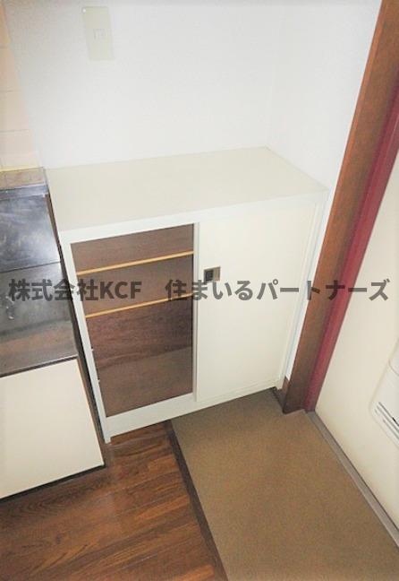 収納　明るい玄関です
