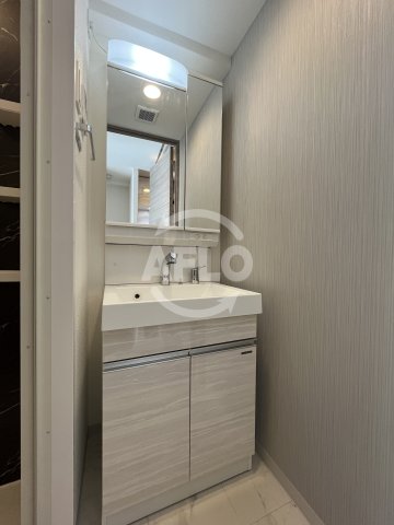 洗面設備　S-RESIDENCE三国WEST　洗面台