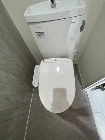 トイレ　（同仕様画像）