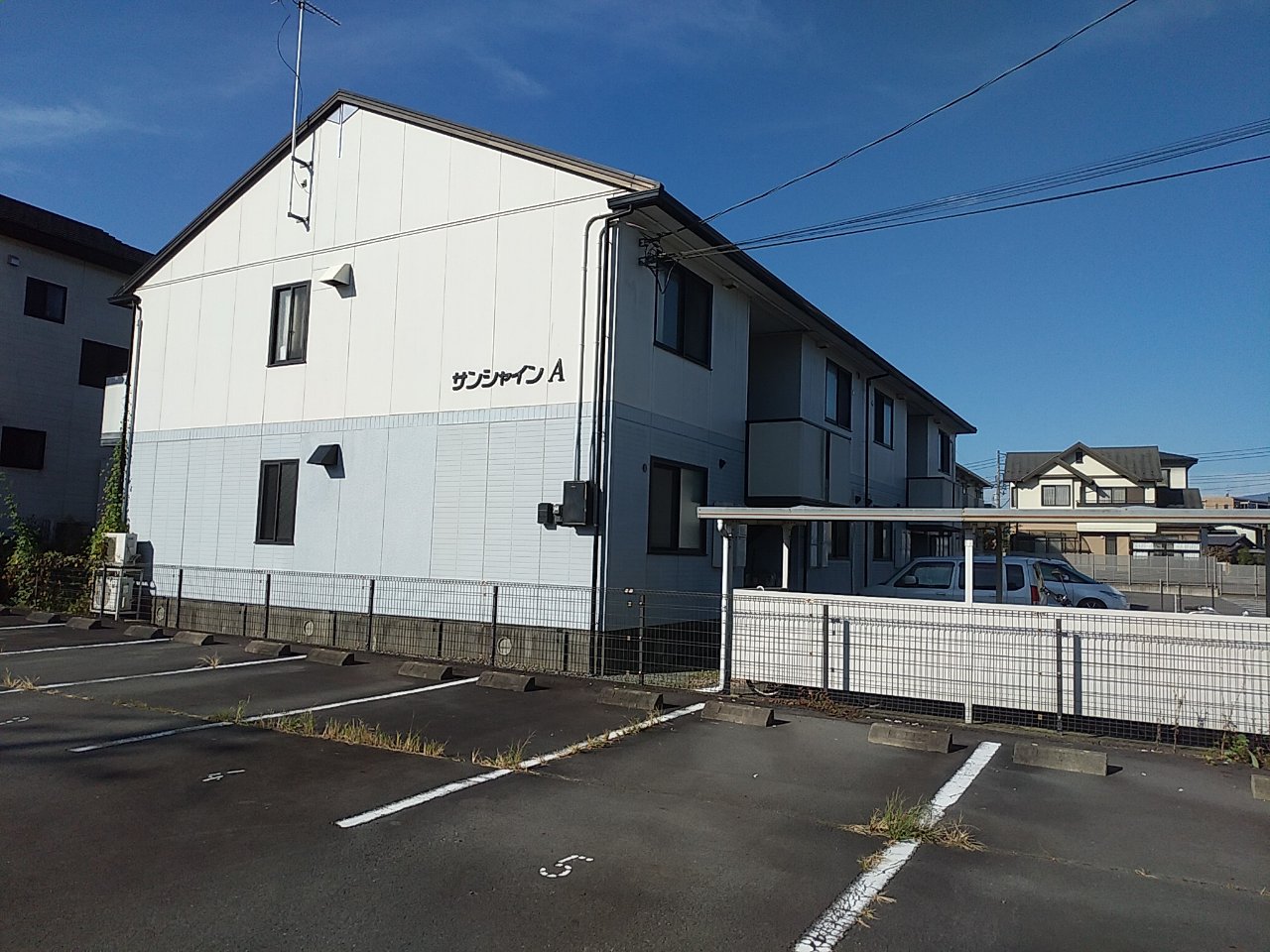 サンシャインA棟の外観写真