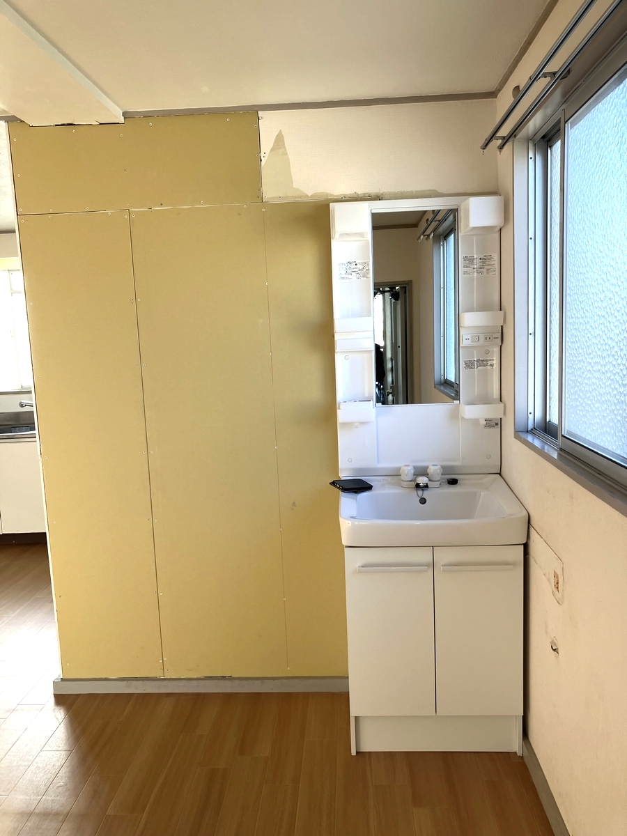 洗面設備　※写真は別の部屋のものです。