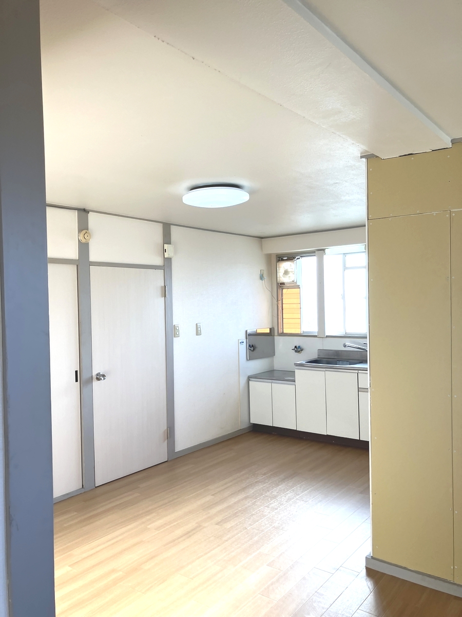 収納　※写真は別の部屋のものです。