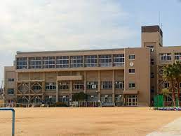 小学校　神戸市立 福池小学校（小学校）まで372m