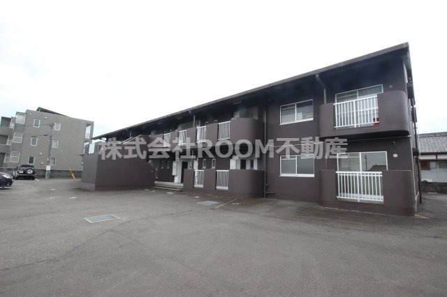 建物外観　外観は落ち着いています